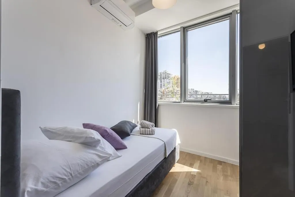 Apartments With Wifi Split - 18088 0*,  Chorvatsko